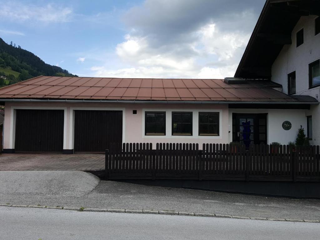 Woodyard 1 And 2 - Two Apartments Available Piesendorf Exterior photo
